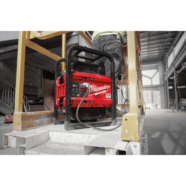 MXF เครื่องสำรองไฟ ชาร์จไฟในตัว